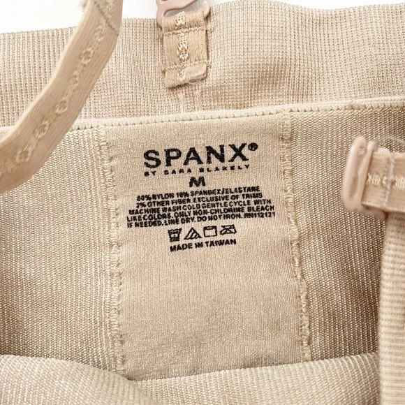 Spanx Tummy High-Waisted Mid-Thigh Short - Picture 2 of 6